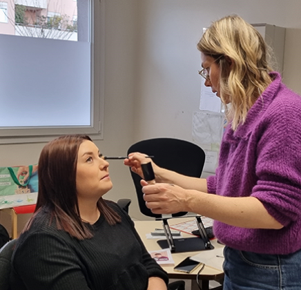 Marine au maquillage