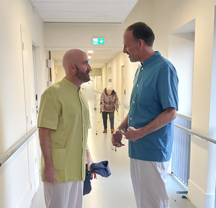 Pierre et Fanch échangent leurs impressions sur le shooting